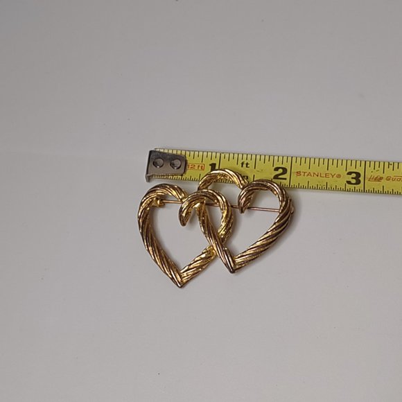 Gold Tone Metal Double Heart Brooch - Picture 7 of 7
